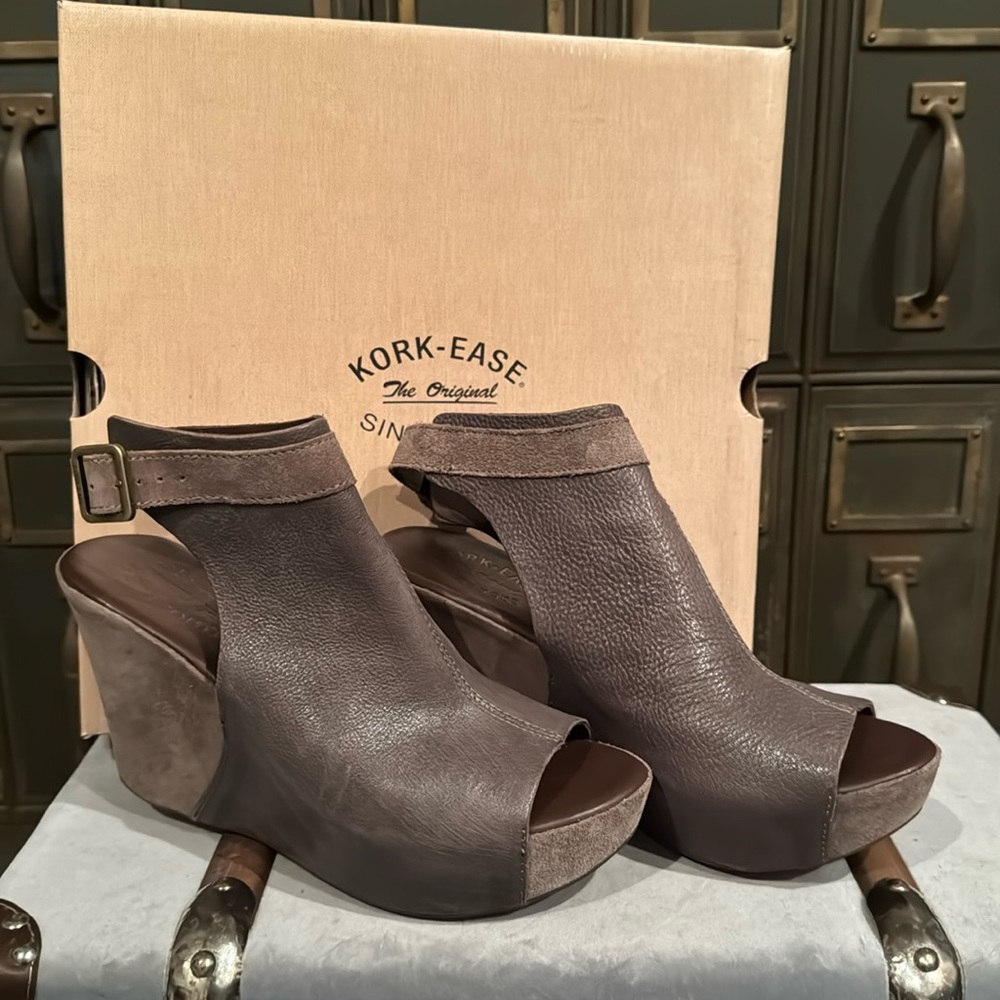 Kork Ease Leather Sandal